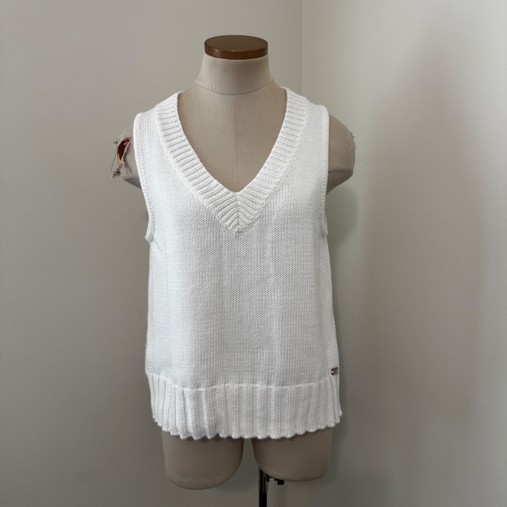 Shannon Passero Small White V-Neck Sweater Vest Preppy Academic Minimalist